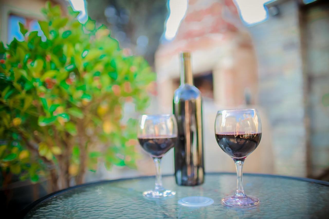 Wine Symphony Boutique Hotel Tbilisi Buitenkant foto